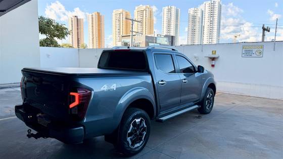 NISSAN FRONTIER 2.3 16V TURBO DIESEL PLATINUM CD 4X4 AUTOMÁTICO